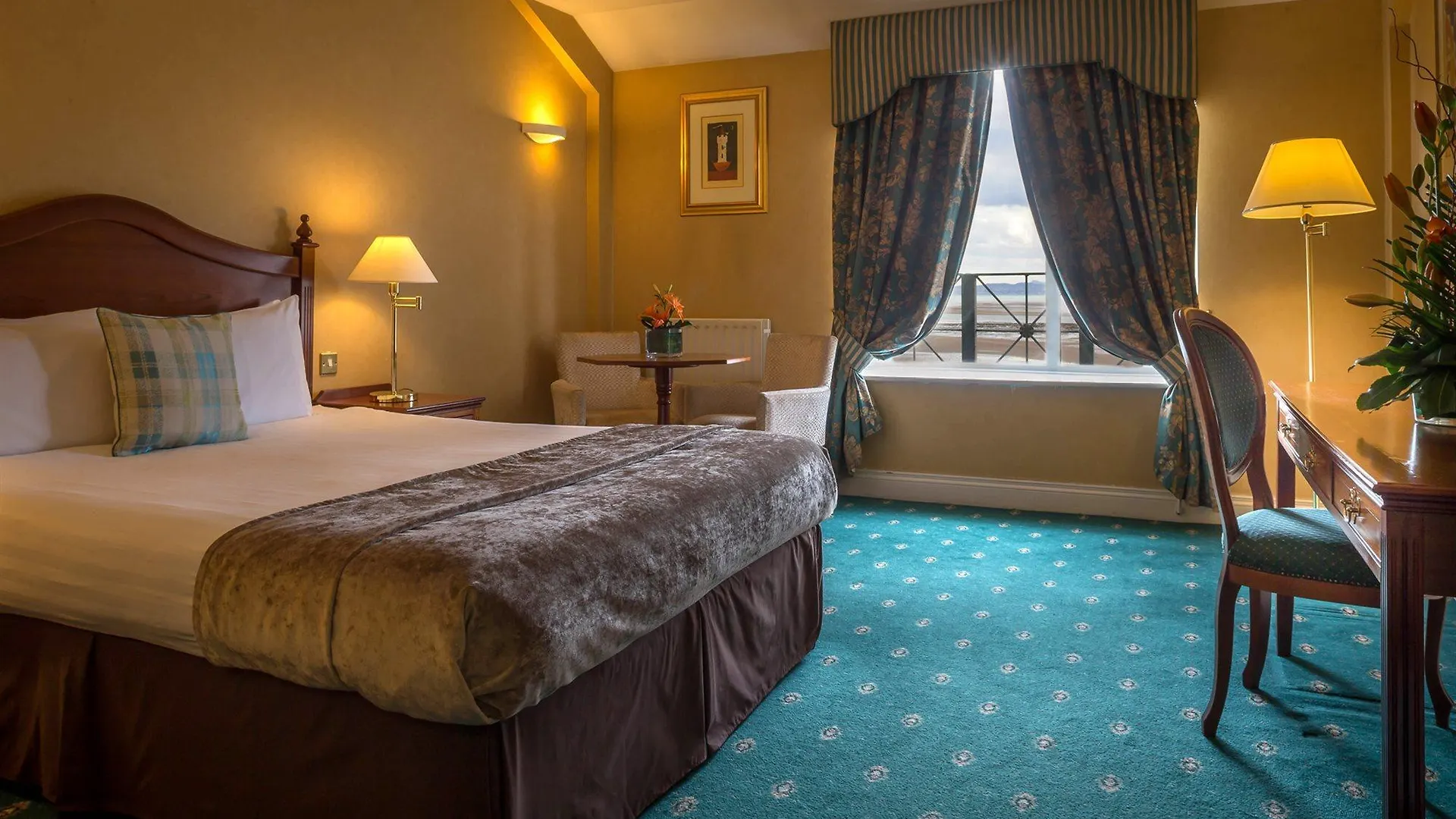 Marine Hotel Sutton 3*,